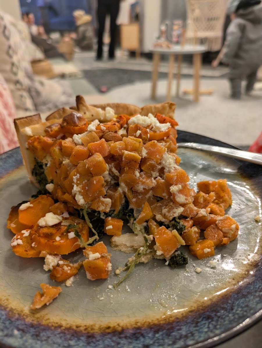 Les Petits - Eltern Kind Café Photo 7
