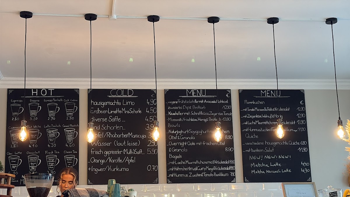 Les Petits - Eltern Kind Café Photo Menu 4