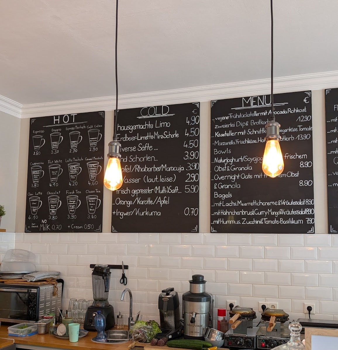 Les Petits - Eltern Kind Café Photo Menu 5