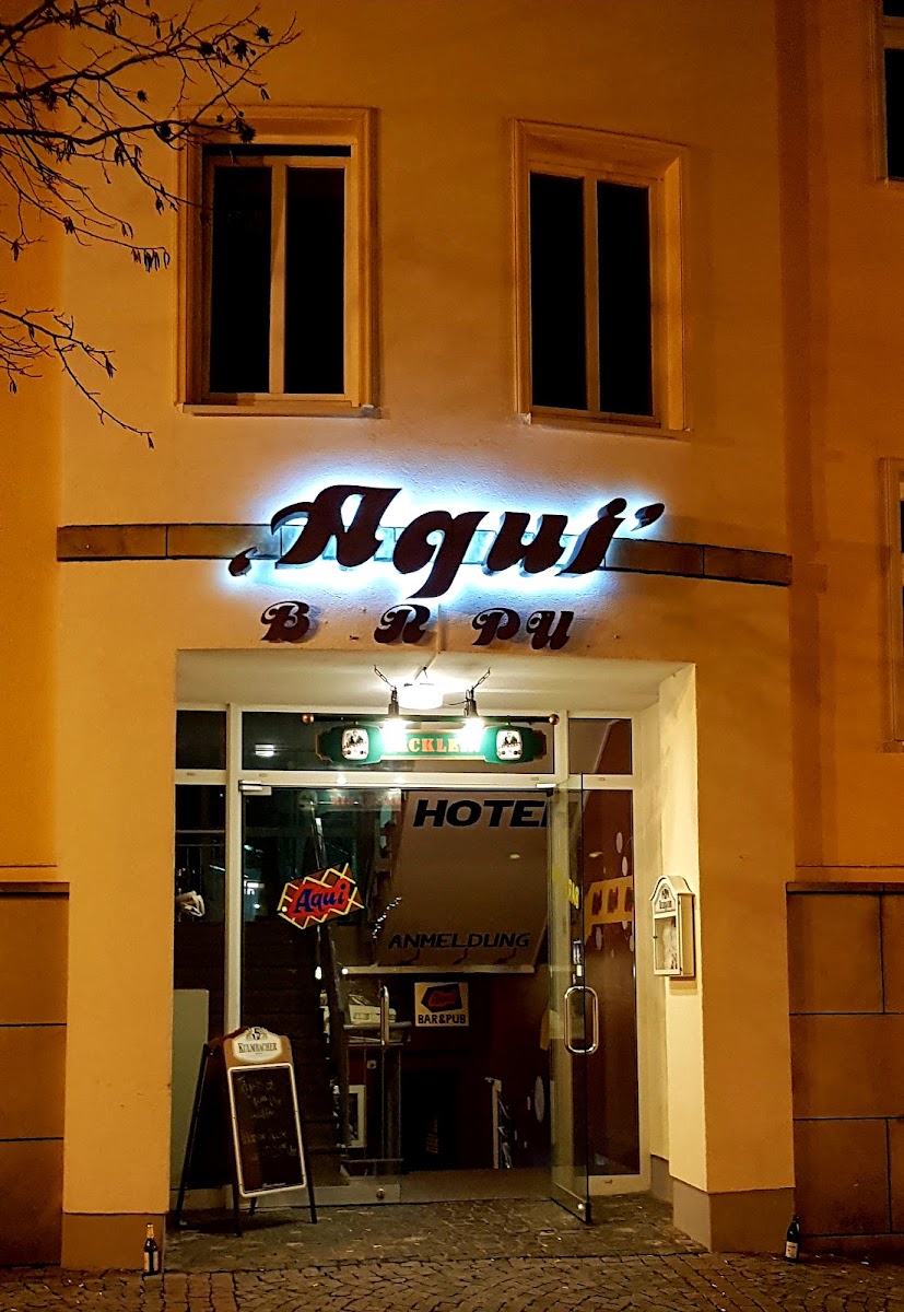 Bar & Pub AQUI