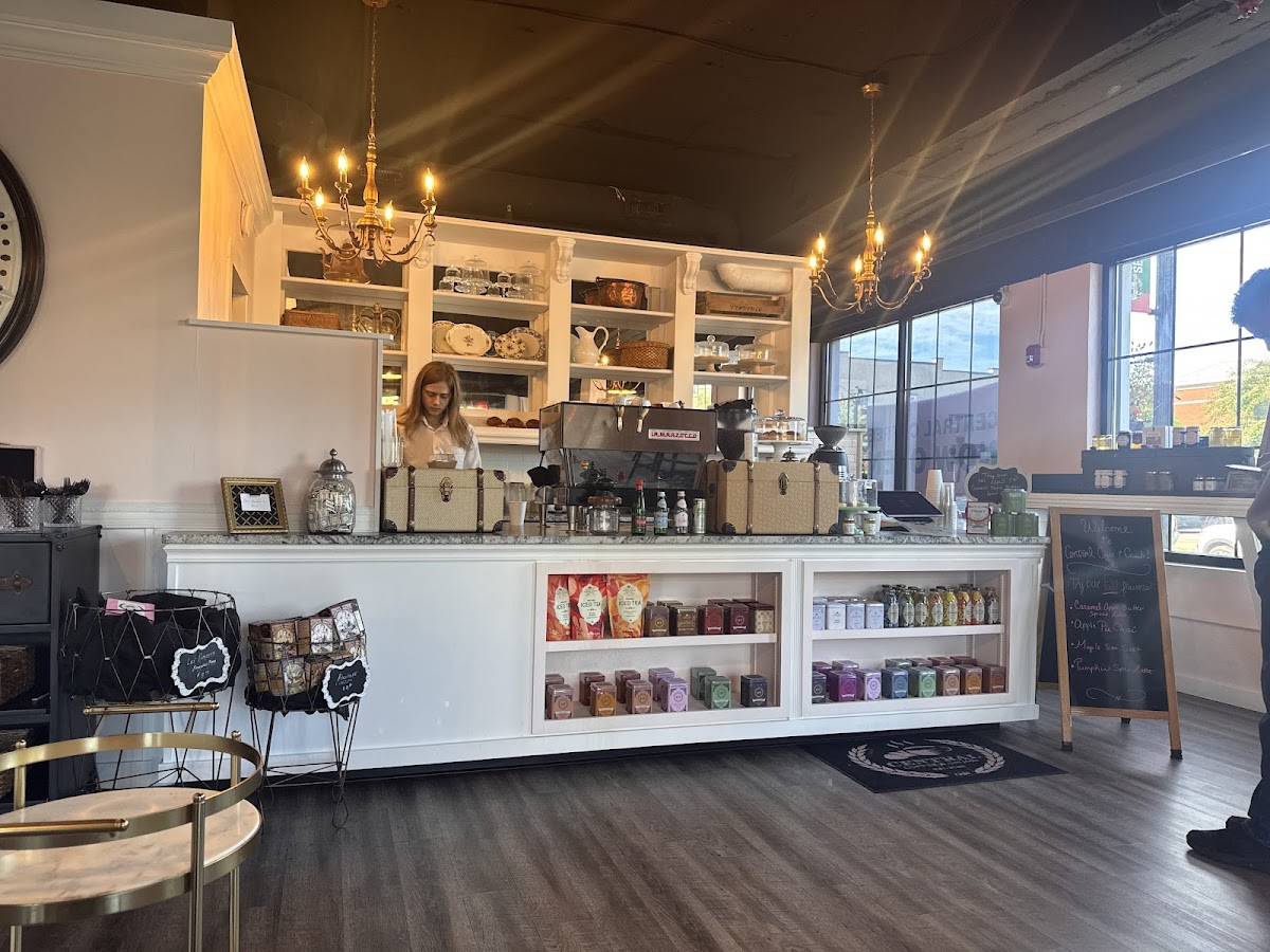 Central Coffee & Crumb