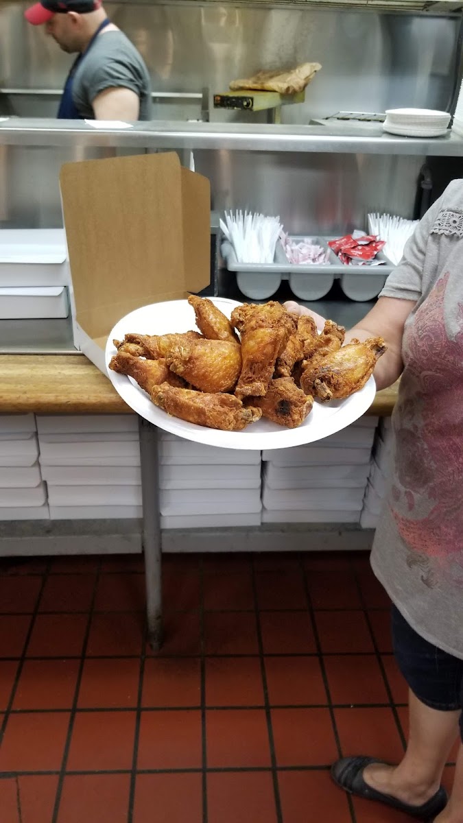 Petee's Good Foods Photo 7