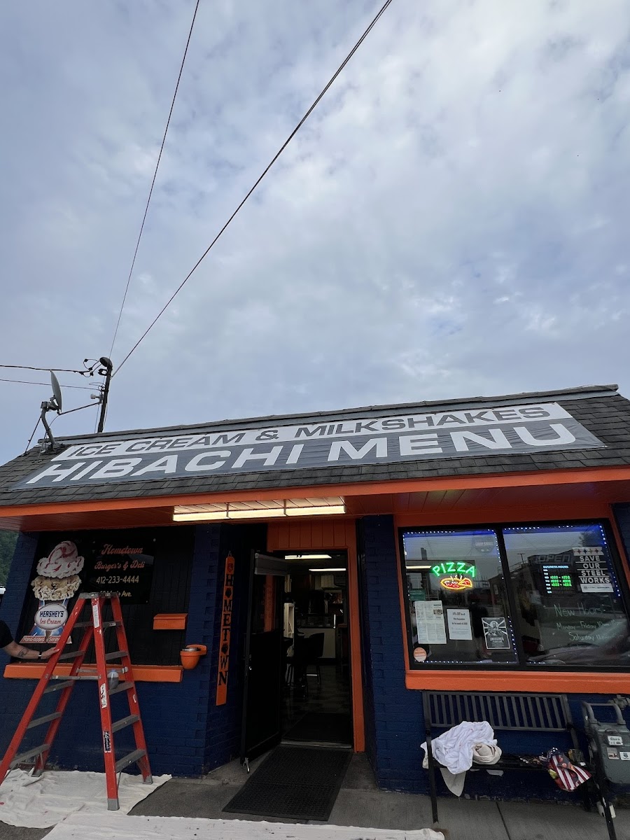 Hometown Burgers & Deli