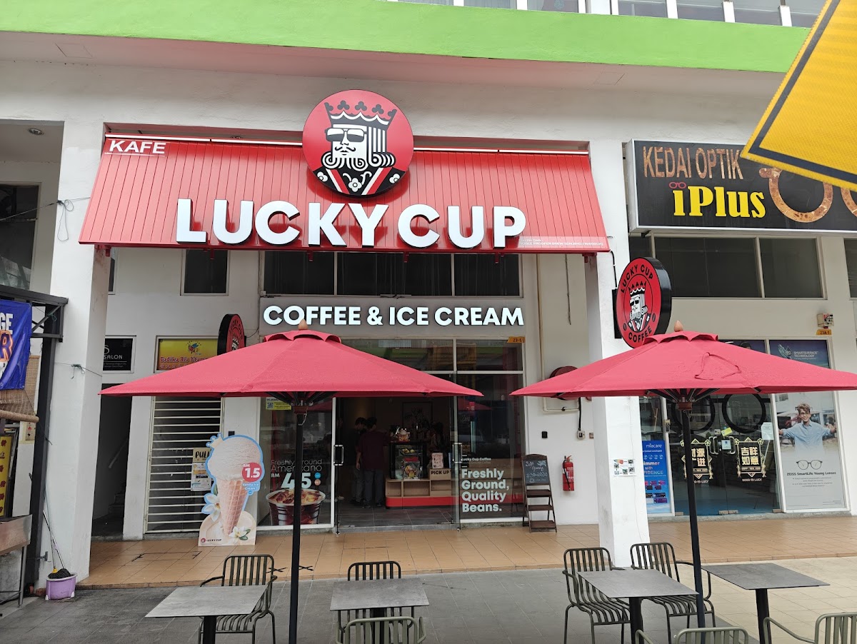 Lucky Cup Anggun City Photo 1
