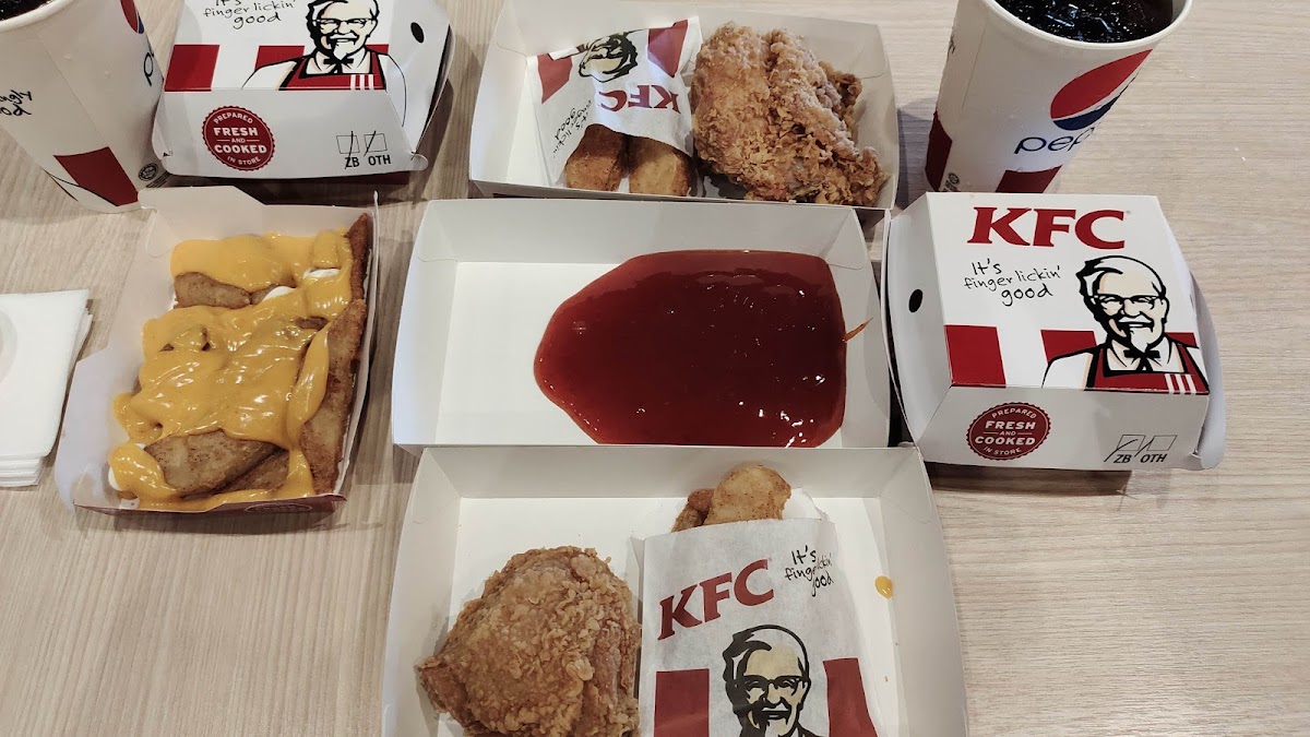 KFC Sendayan Drive-Thru Photo 6