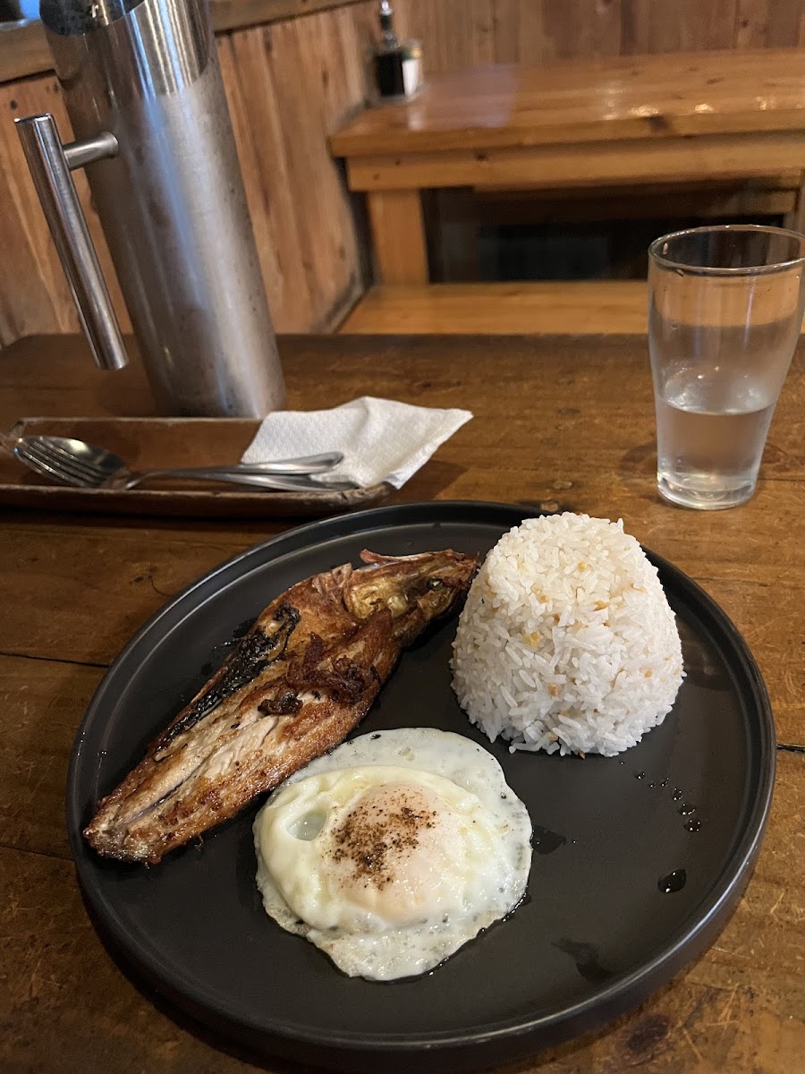 Salilungan Restaurant - Capitol Branch Photo 8
