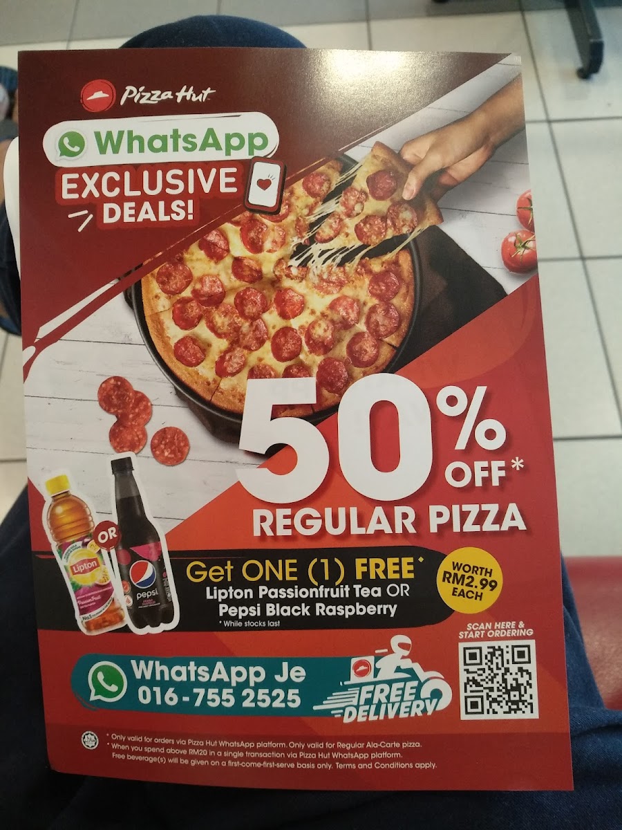 Pizza Hut Delivery Arau Photo Menu 2