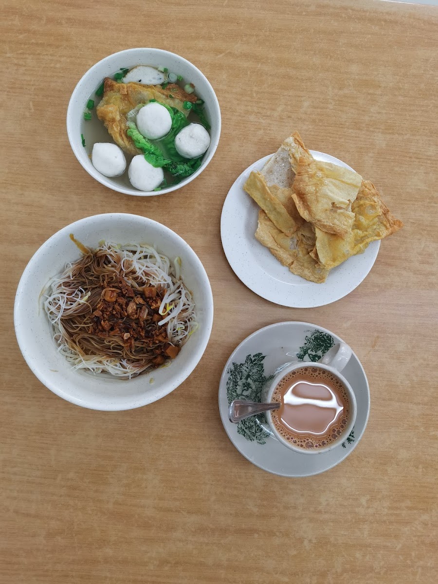 You Fishball Noodles 友记西刀鱼丸粉 • Balakong Photo 9