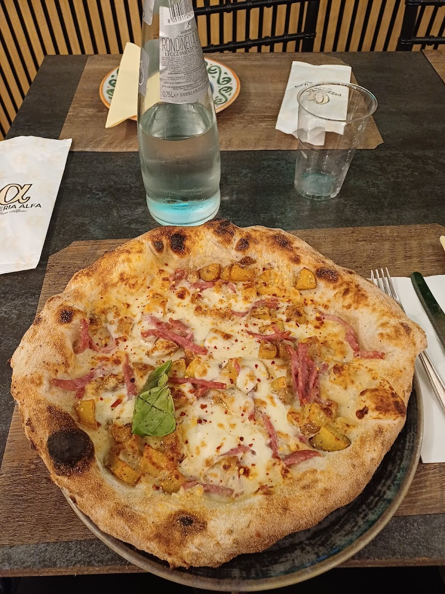 Pizzeria Alfa Photo 4