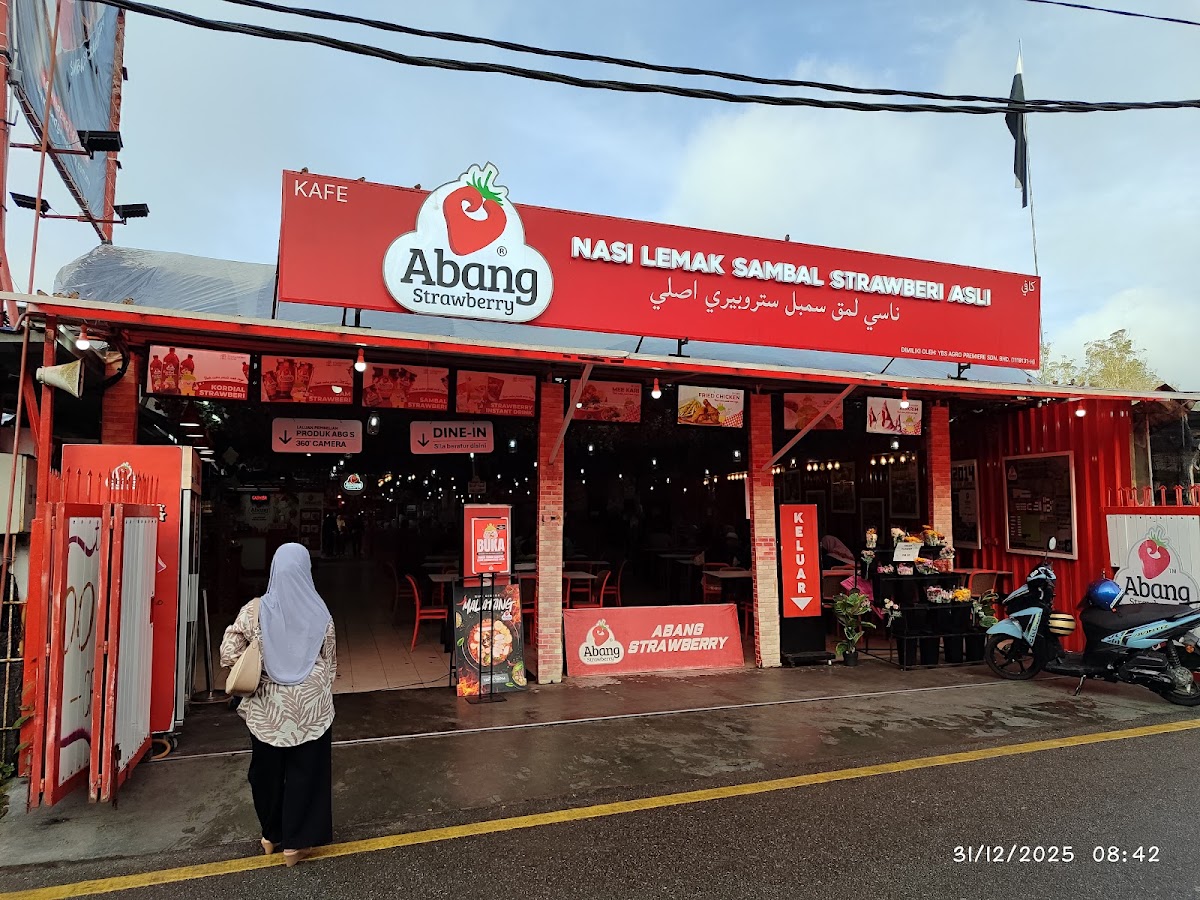 Abang Strawberry