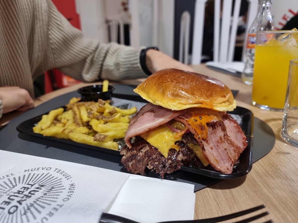 Nuevo Teruel Smashburgers Photo 3