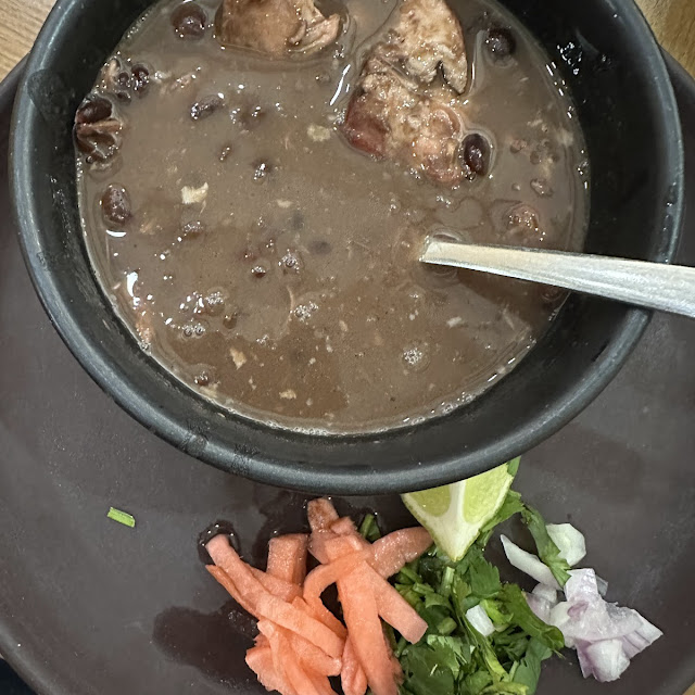 Frijol Con Puerco