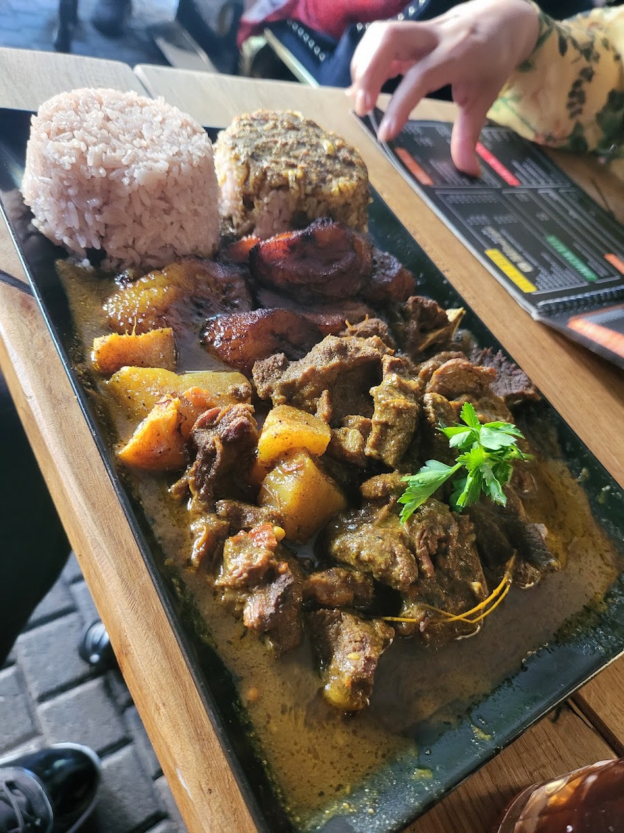 Good Vibes Jamaica Restaurant Photo 5