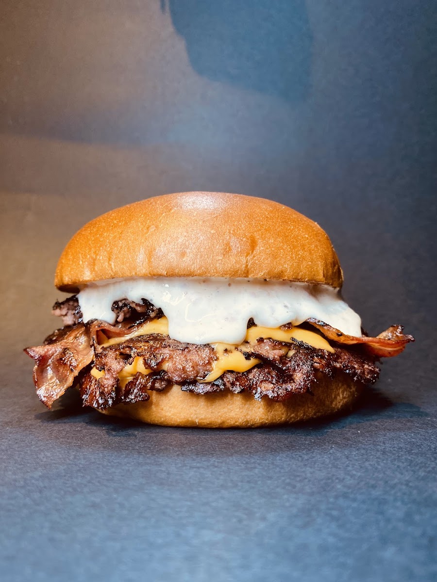 Molona’S Burger