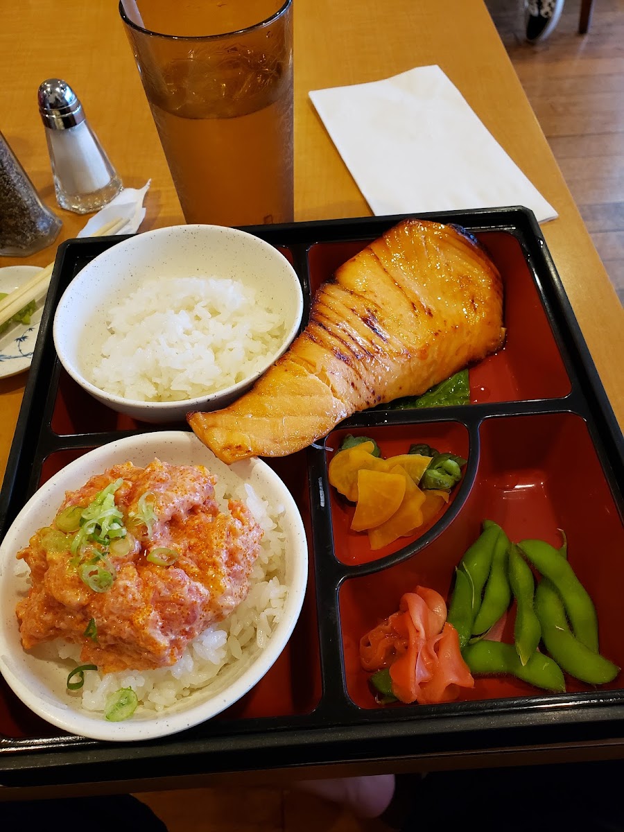 Spicy Ahi & BBQ Photo 10