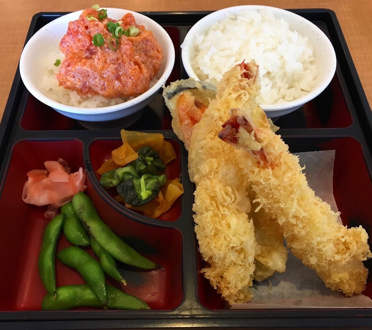 Spicy Ahi & BBQ Photo 3