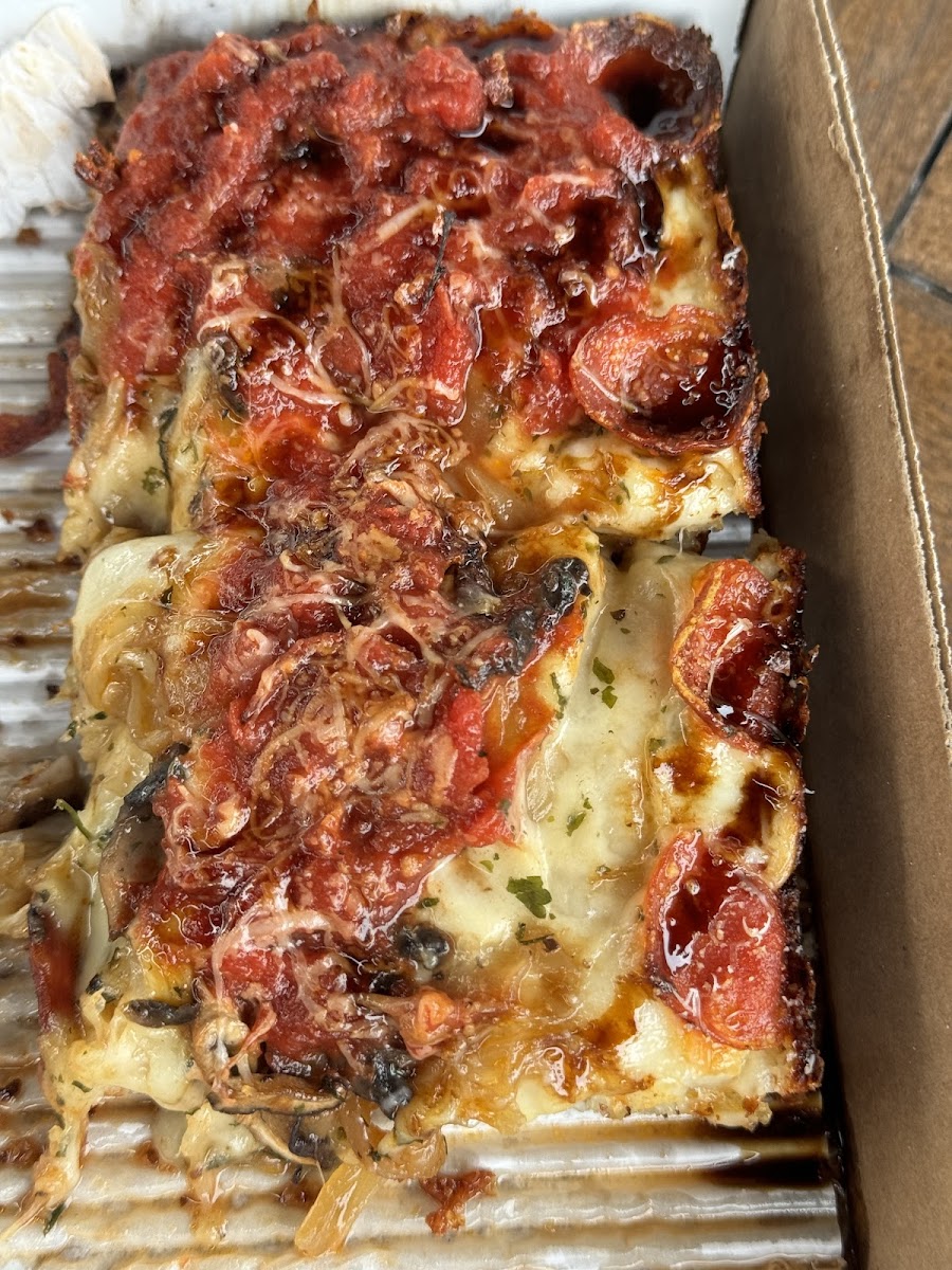 No Name Pizza Photo 7