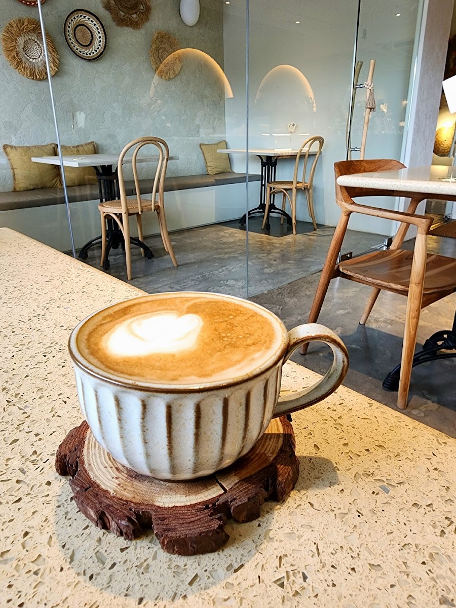 A Little Bud Florist Cafe Photo 9