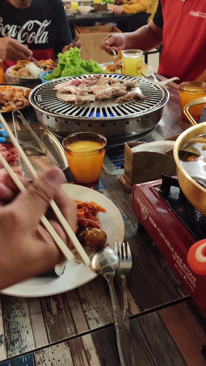 OAK BBQ Korean Cuisine Photo 2