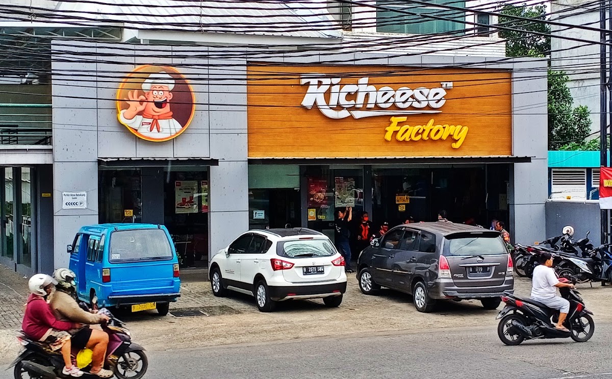 Richeese Factory Cinere