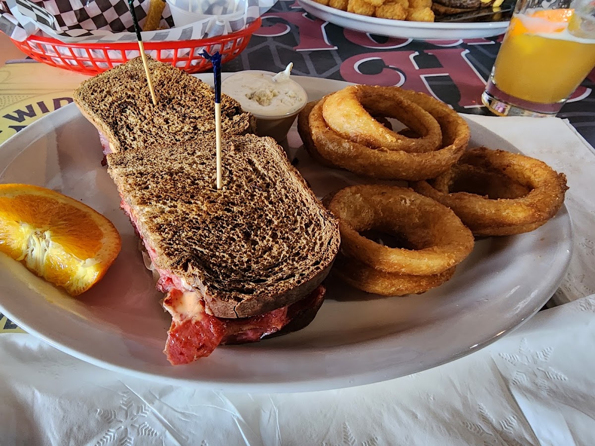 Johnny's Bar & Grill Photo 6