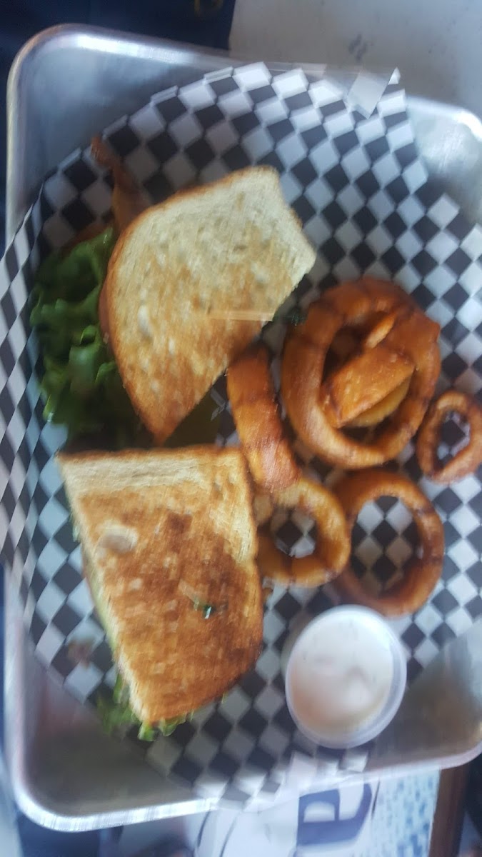 Johnny's Bar & Grill Photo 8