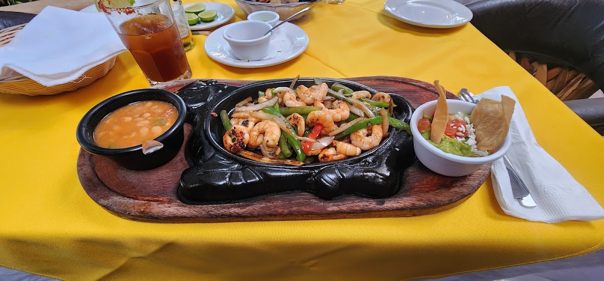 Pez Vela Restaurant Photo 5