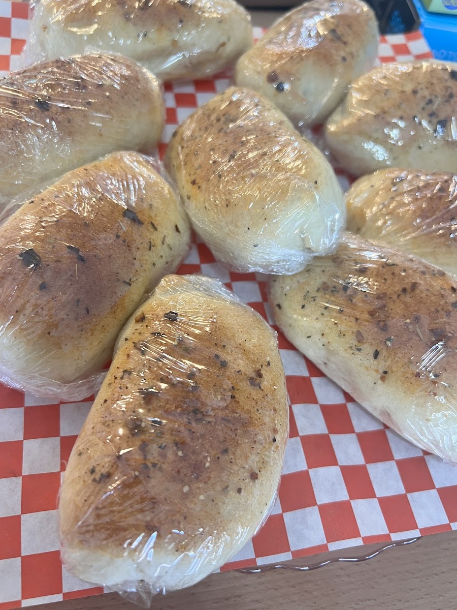 Brandini's Sandwiches To Go Photo 4