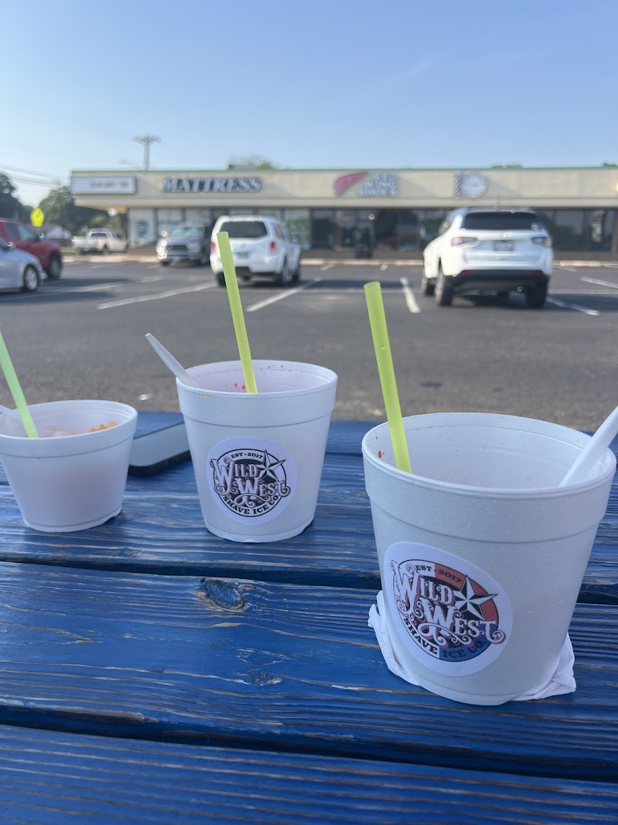 Wild West Shave Ice Photo 8