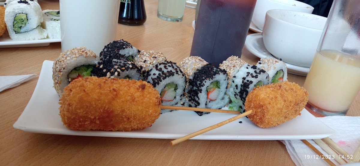 Sushi Akai Photo 9