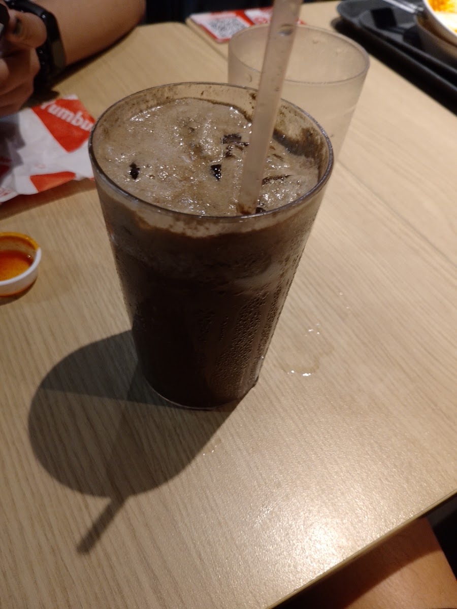 Jollibee Caltex - Arnaiz Ave - Osmeña Hwy Photo 9