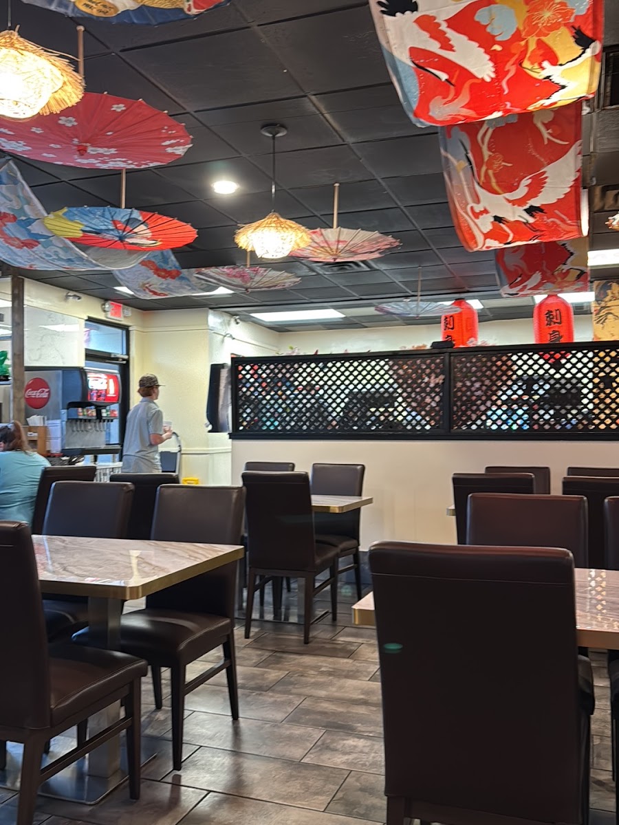 Kumo Sushi & Hibachi Photo 7