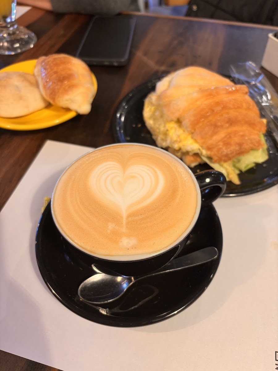 Bonito Café Photo 4