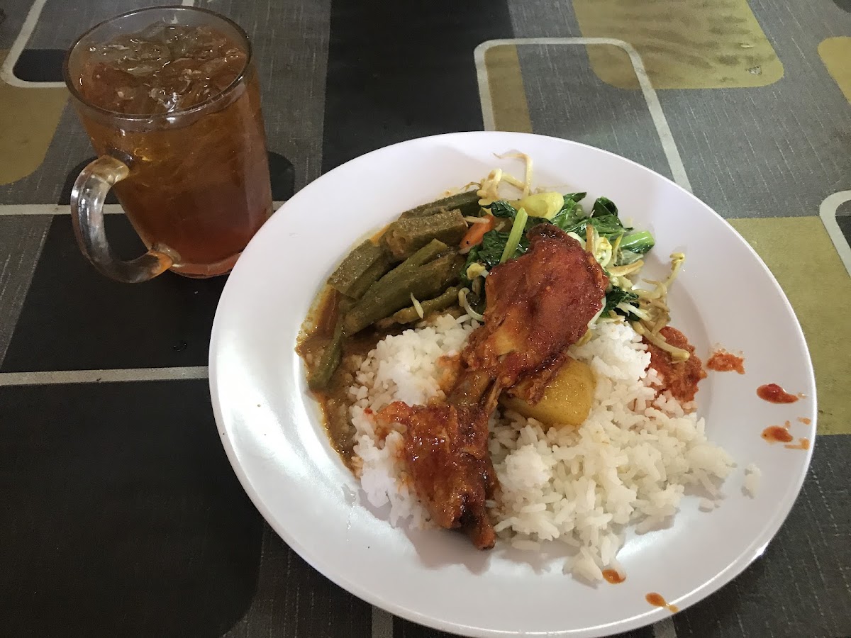 Kedai Makan Harizah Photo 7
