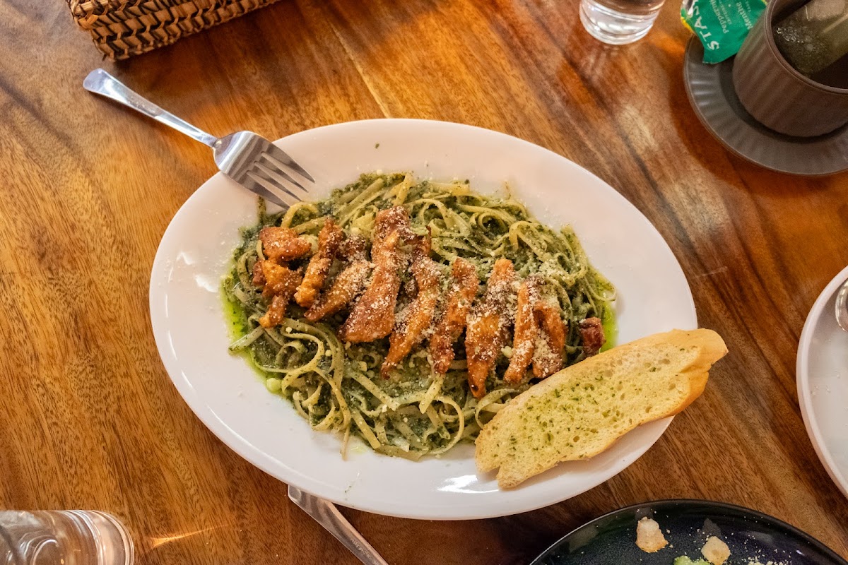 YSMAEL Kitchen x Bar x Café Photo 8