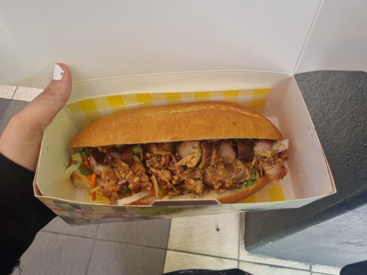 Banh Mi & Rolls Elizabeth Street Photo 8