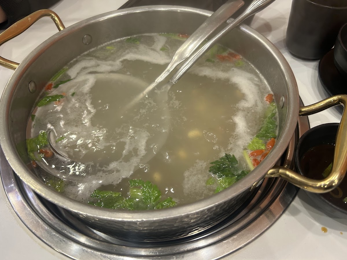 Beef Master Hot Pot Restaurant 牛魔王潮汕牛肉火锅 Eastwood Photo 5