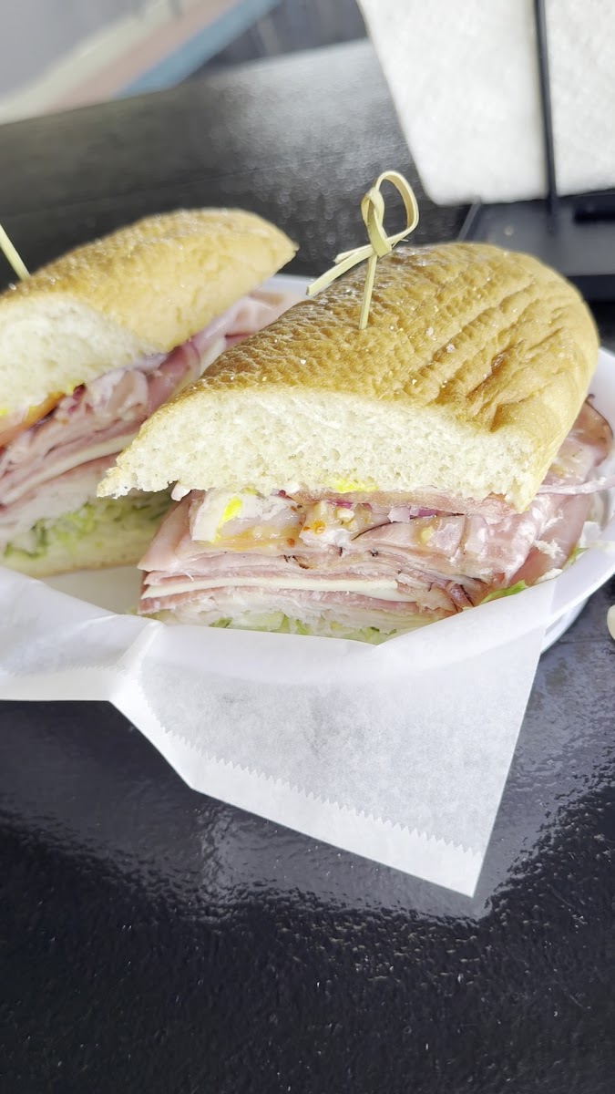 Retro’s Subs & Brews Photo 2