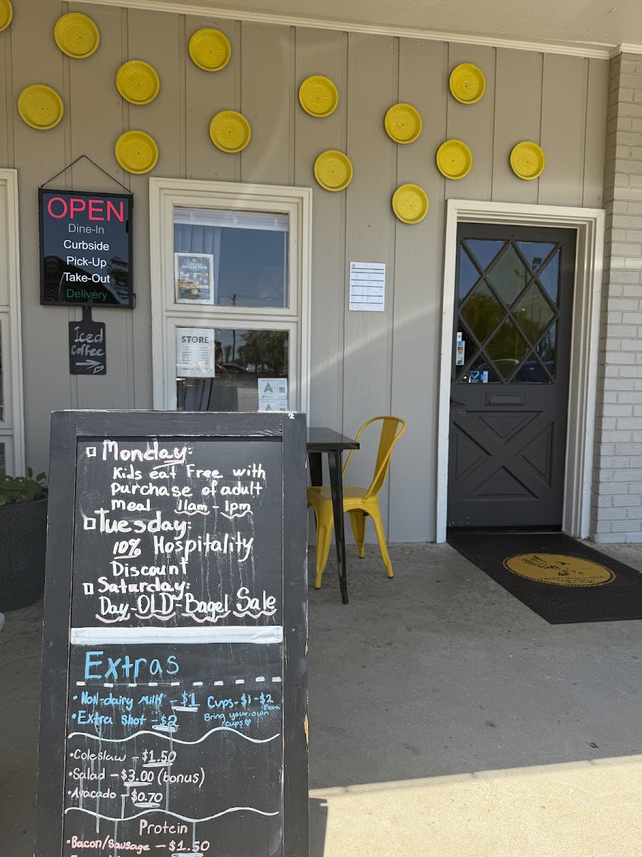 Chatty Magpie Cafe Photo 2