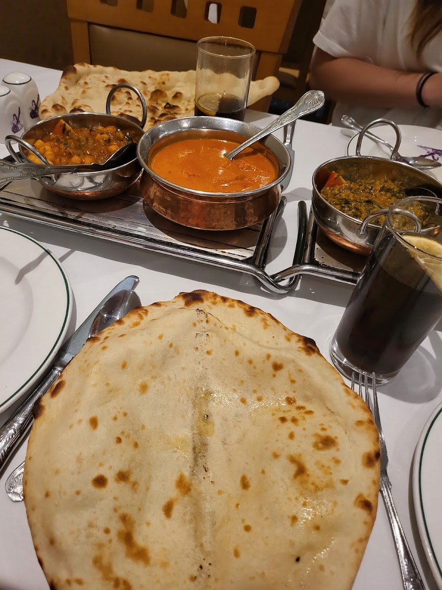 Heaton's Tandoori Photo 8