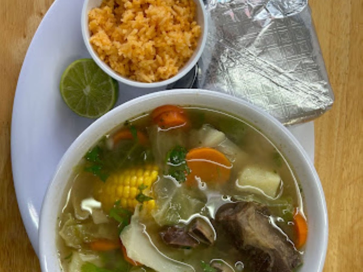 Mora's Market Photo 2