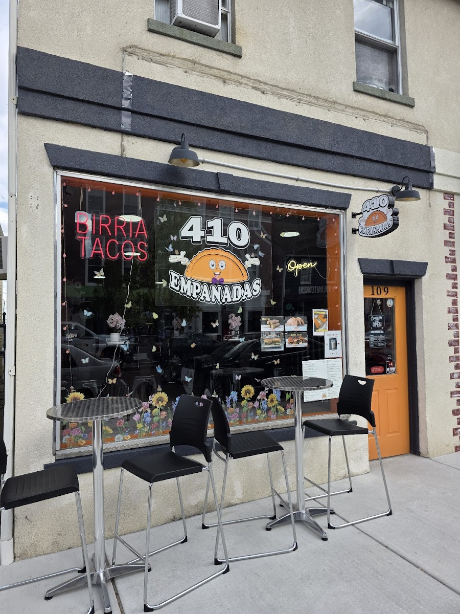 410 Empanadas