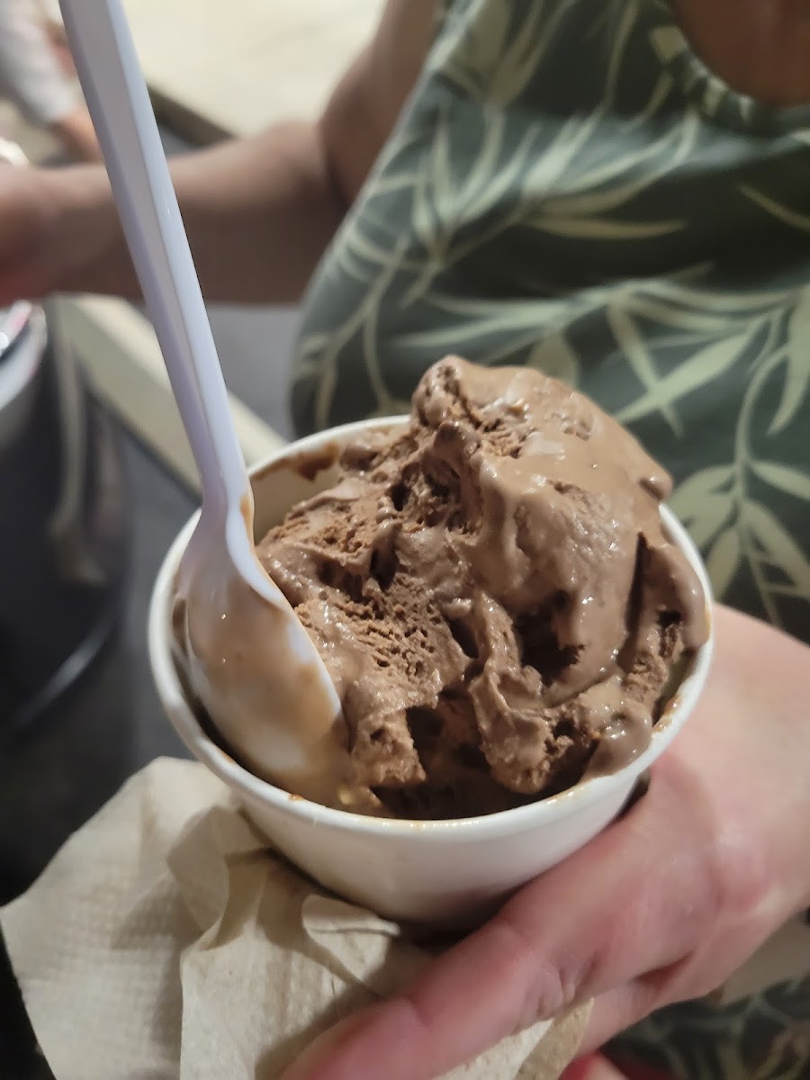 Beach House Ice Cream Photo 10