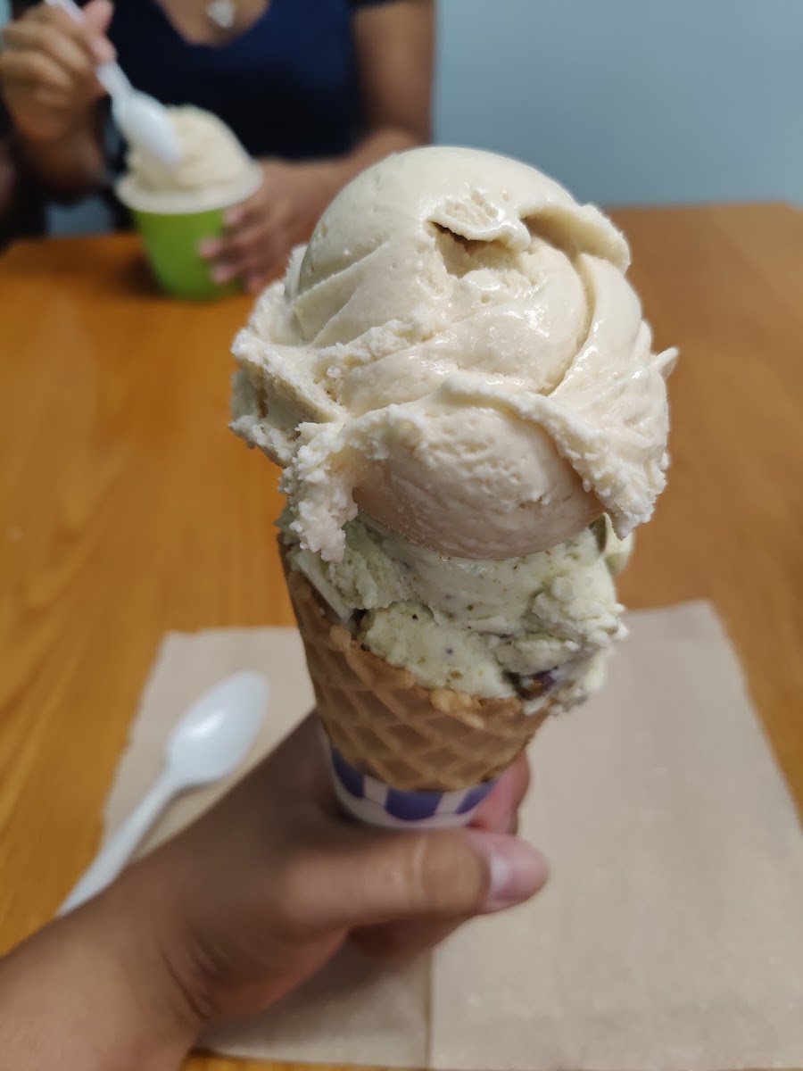 Beach House Ice Cream Photo 5