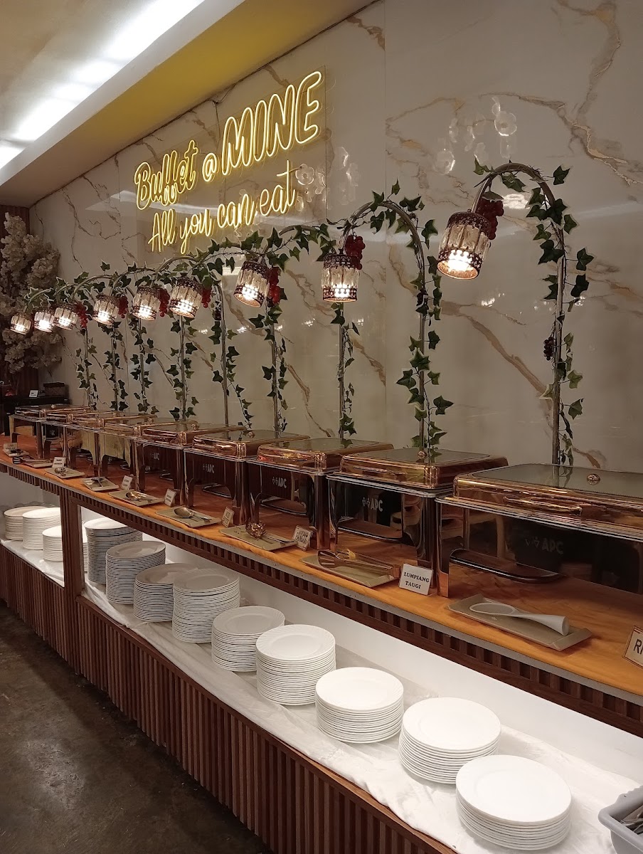 Buffet @ MINE Photo 8