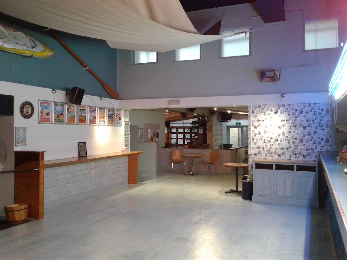Grand Cafe and Eatery Photo 3