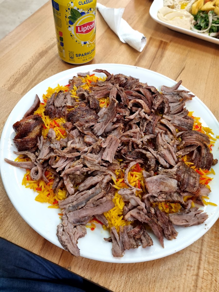 Al Faisal Grills und Restaurant Photo 8