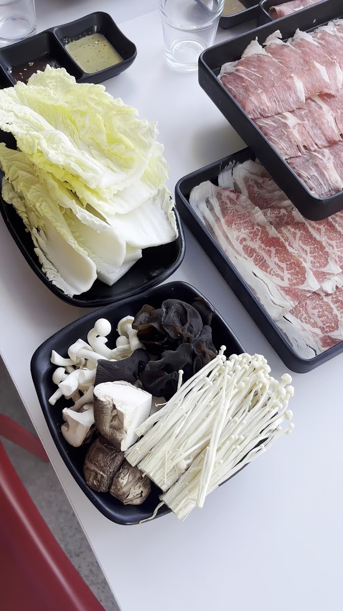 Azure Hot Pot Photo 2