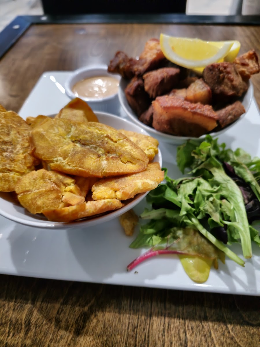 Garden Bar & Grill Photo 6