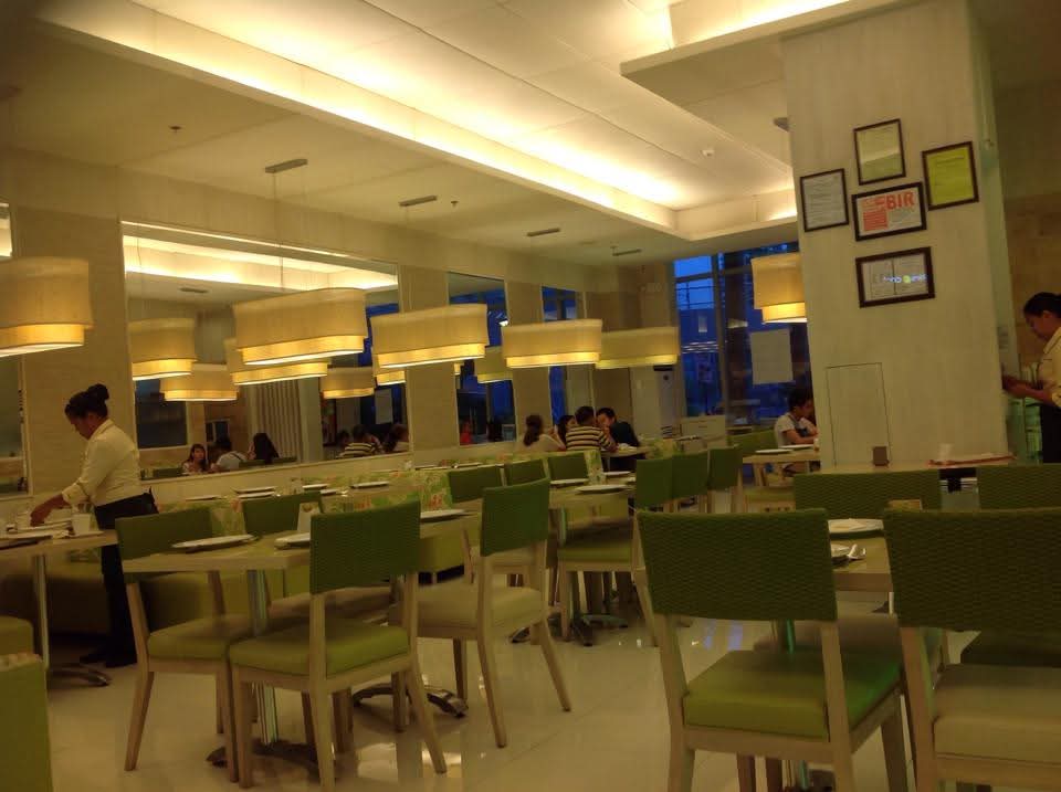 Cafe Laguna Photo 4